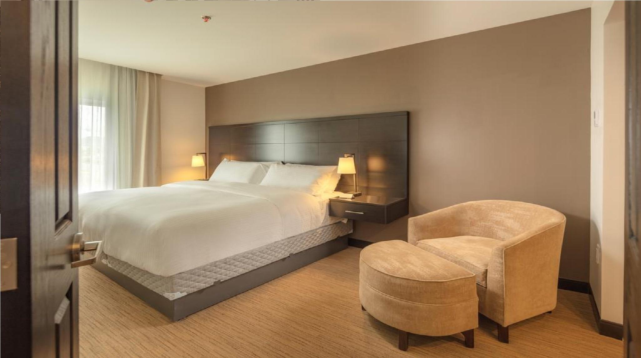 Staybridge Suites Silao By Ihg 外观 照片