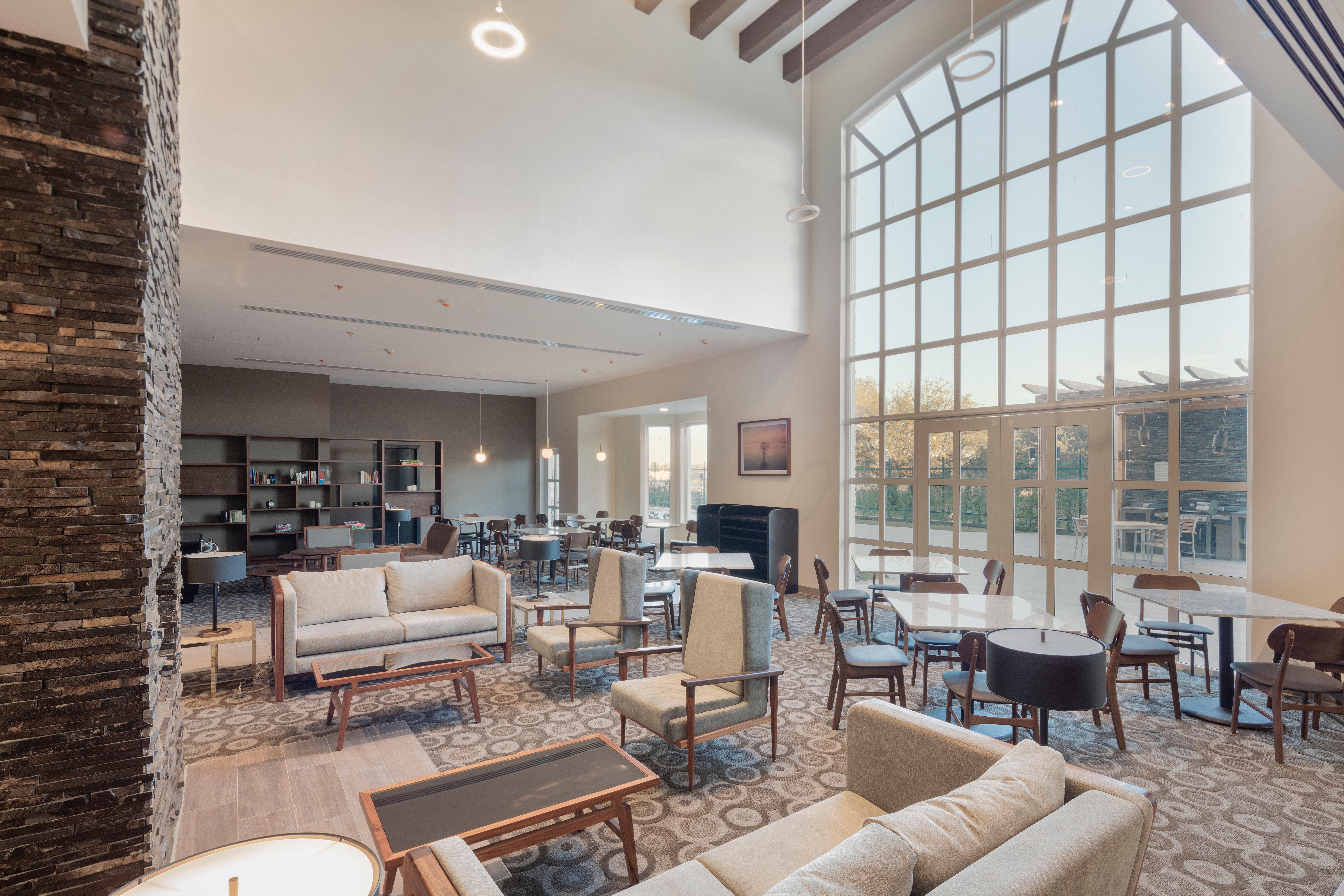 Staybridge Suites Silao By Ihg 外观 照片